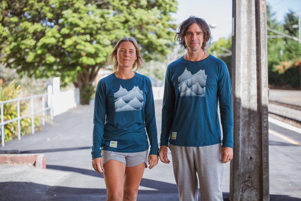 Tussock Traverse Raglan Tee - Teal